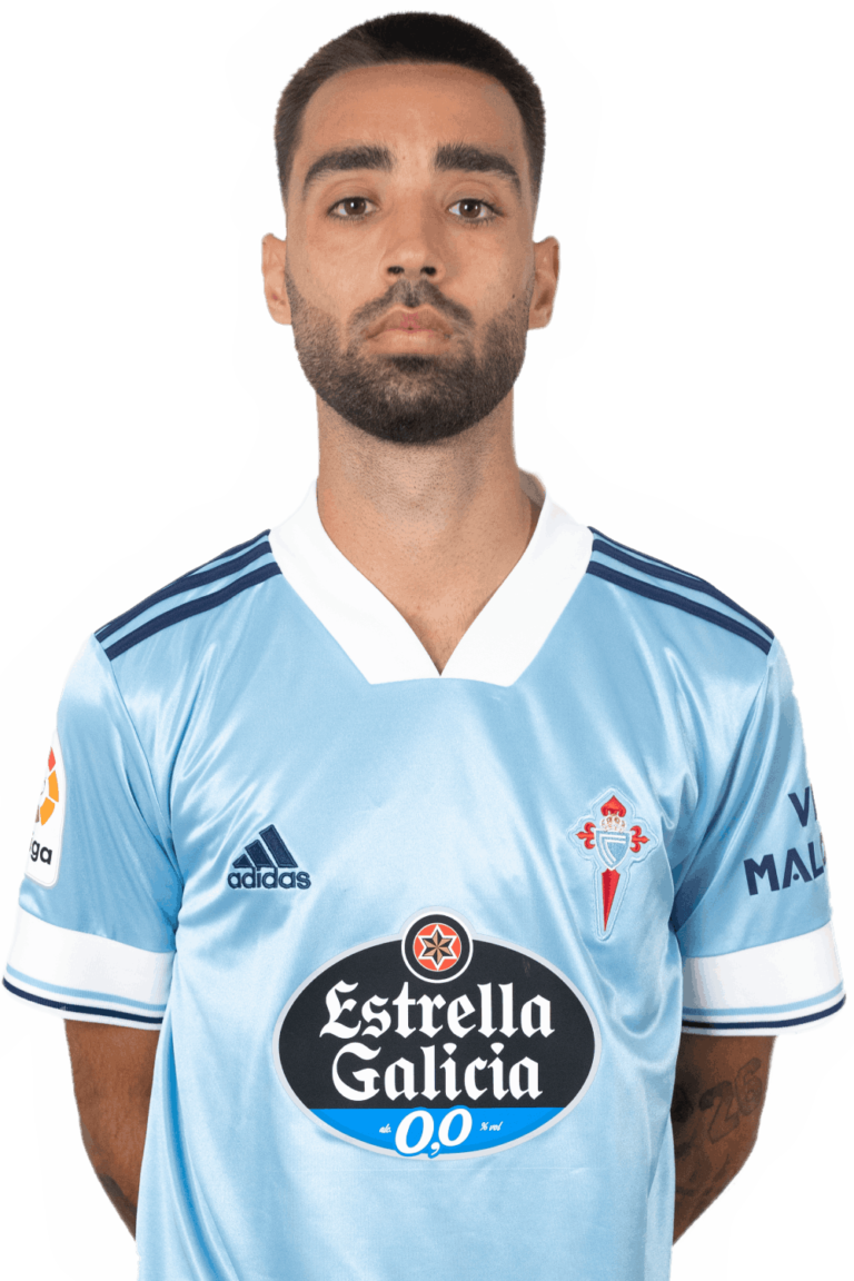 Imágen del jugador Brais Méndez posando