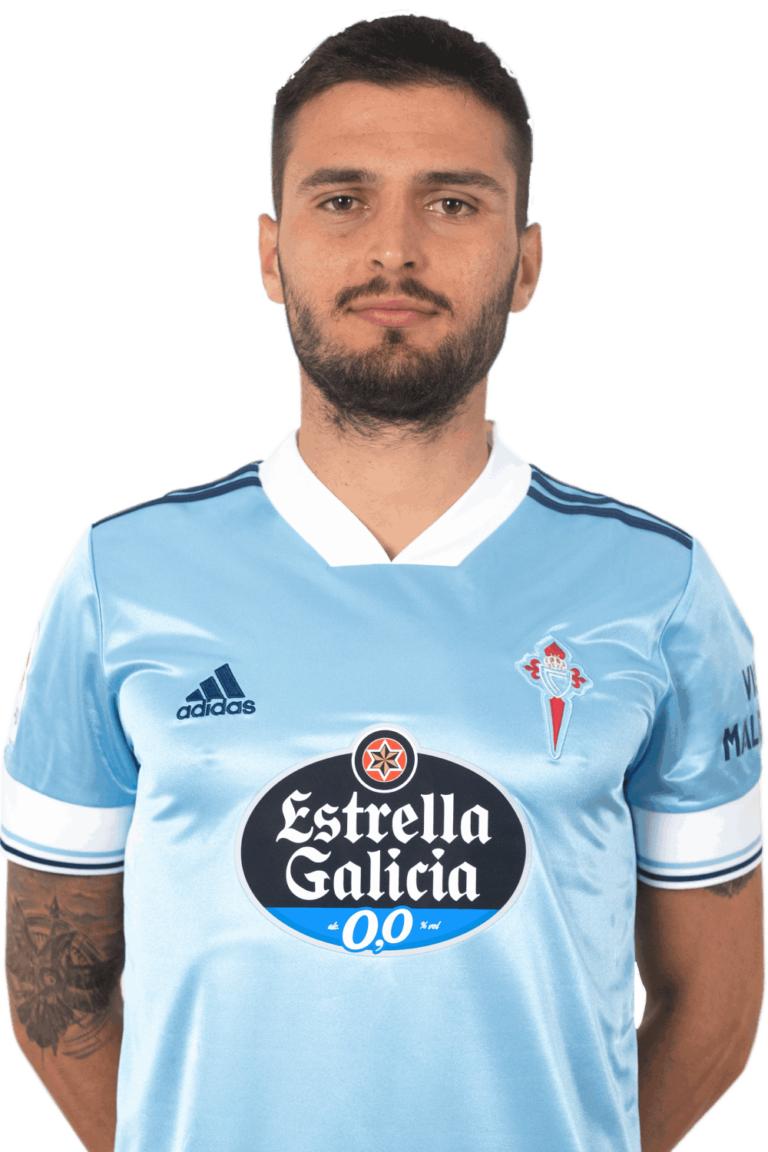 Imágen del jugador O. Yokuşlu posando