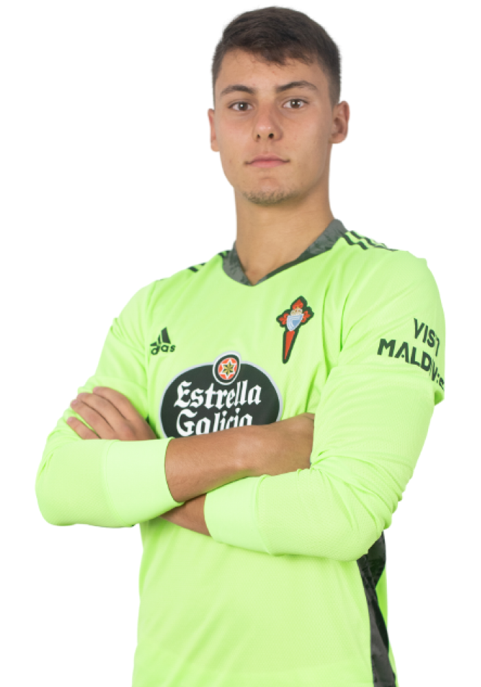 Imágen del jugador Iago Domínguez posando