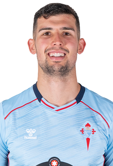 Imágen del jugador Carlos Domínguez posando