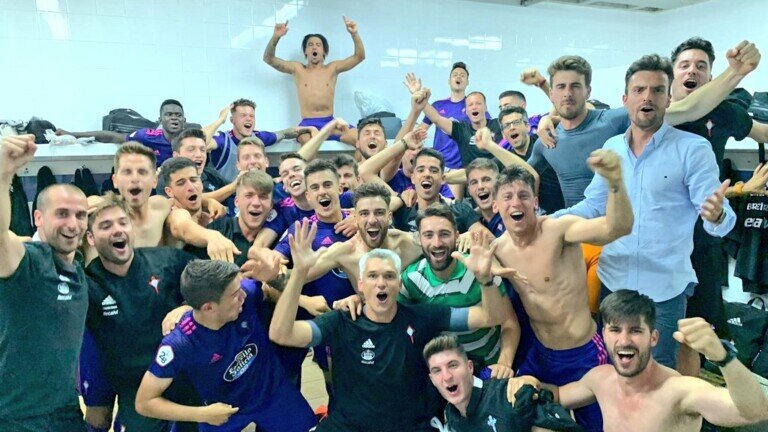alcoyano-celta-b-celebracion-permanencia-vestuario-020619.jpg