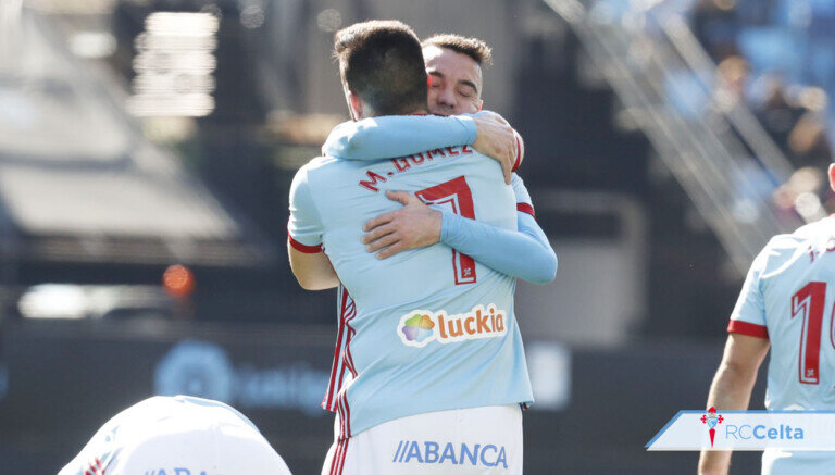 aspas-maxi-abrazo-celebracion-balaidos-2017-2018.jpg