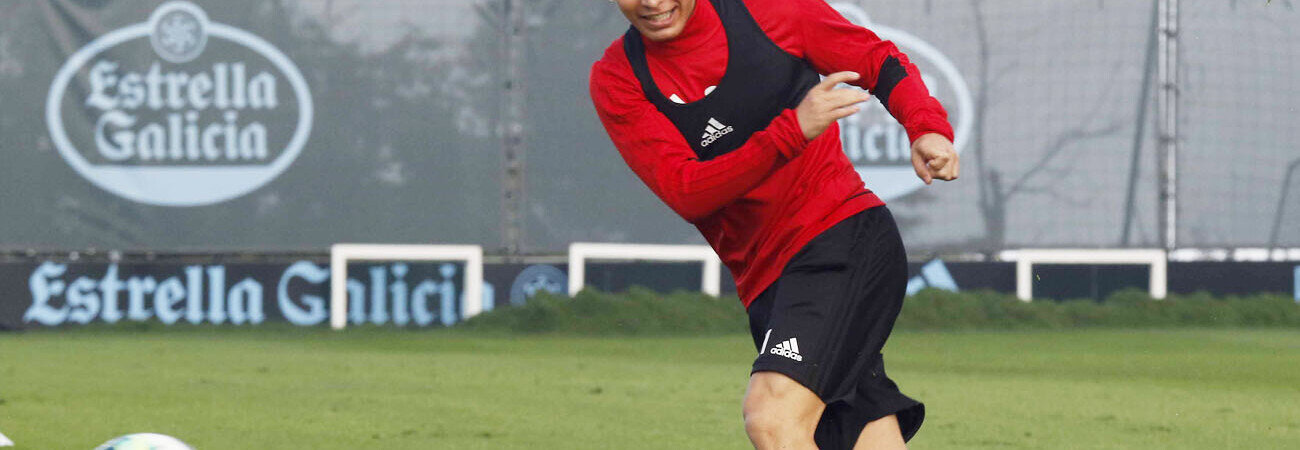 emre-mor-entrenamiento-madroa-vigo-celta-2017-2018.jpg