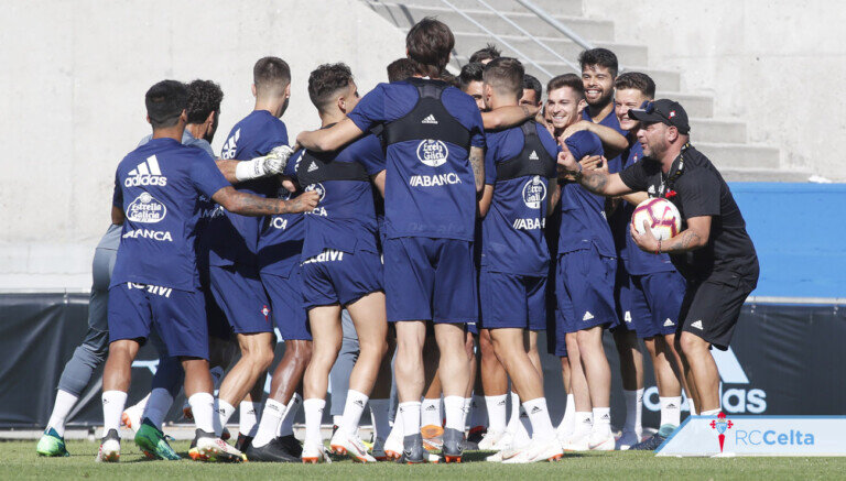 grupo-celta-portonovo-entrenamiento-antonio-mohamed-pretemporada-2018.jpg
