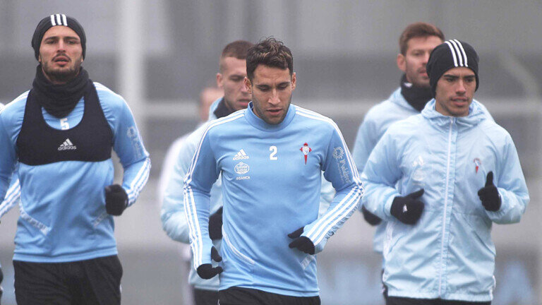 hugo-mallo-okay-olaza-entrenamiento.jpg