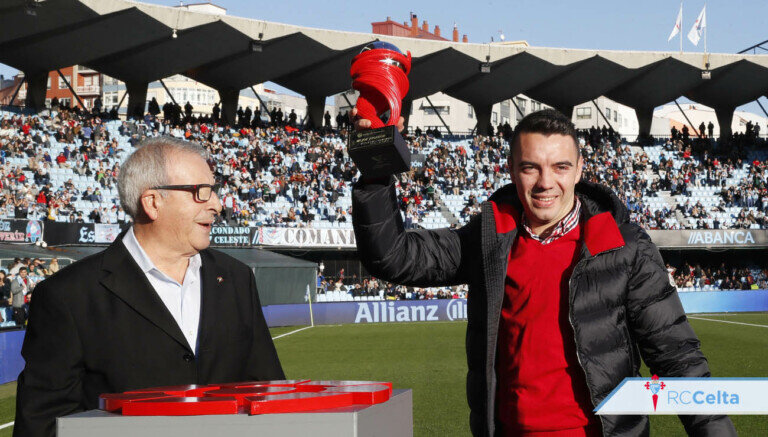 iago-aspas-santi-castro-premio-jugador-noviembre-liga-2017.jpg