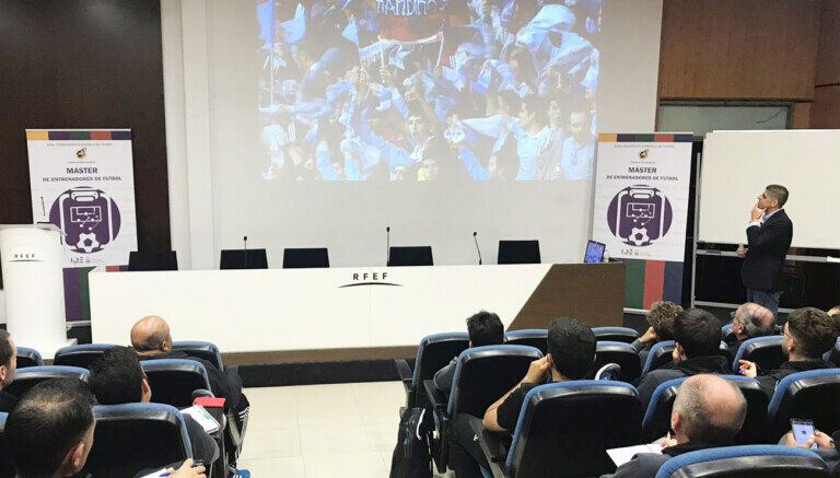 master-entrenadores-rfef-2018.jpg