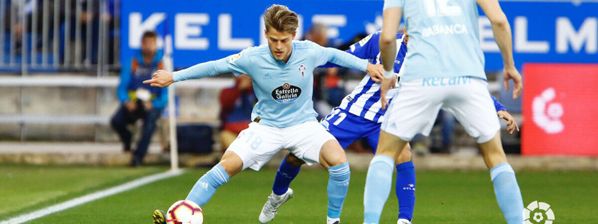 mathias-jensen-alaves-celta-vigo-mendizorroza-vitoria-liga-2018-2019.jpg