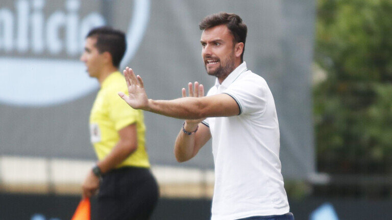 ruben-albes-dirigiendo-celta-b-barreiro.jpg
