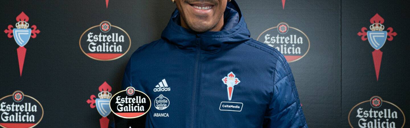 Renato Premio Estrella Abril-2