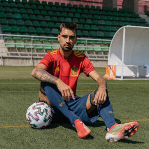 brais seleccion española posado cuadrado