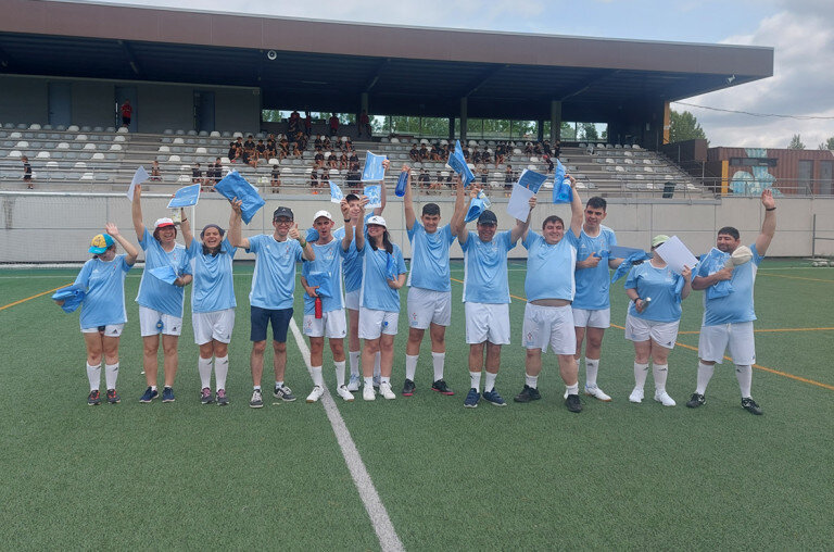 CLAUSURA ESCUELA GENUINE FOTO HORIZONTAL 378 X 250 PX
