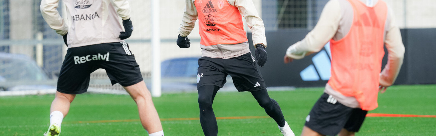 20231102_Entrenamiento_CarlStarfelt-3