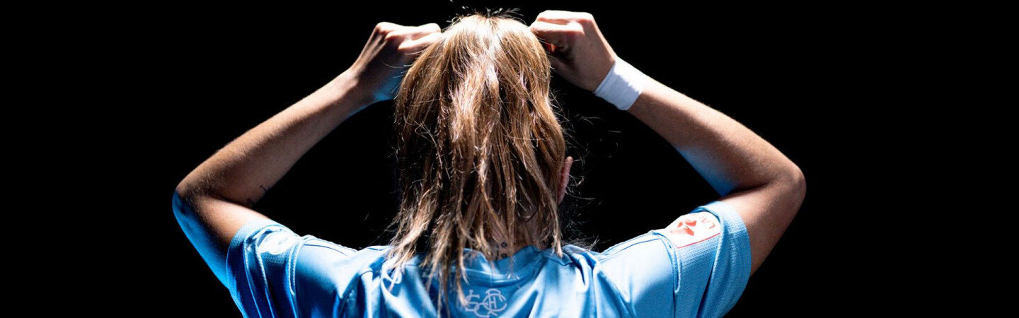 anuncio femenino 16x9