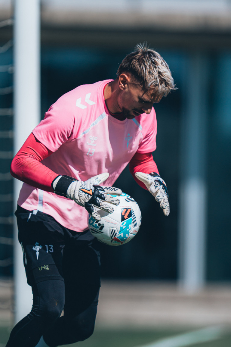 20250725_Entrenamiento_Afouteza_Andrei Radu-4